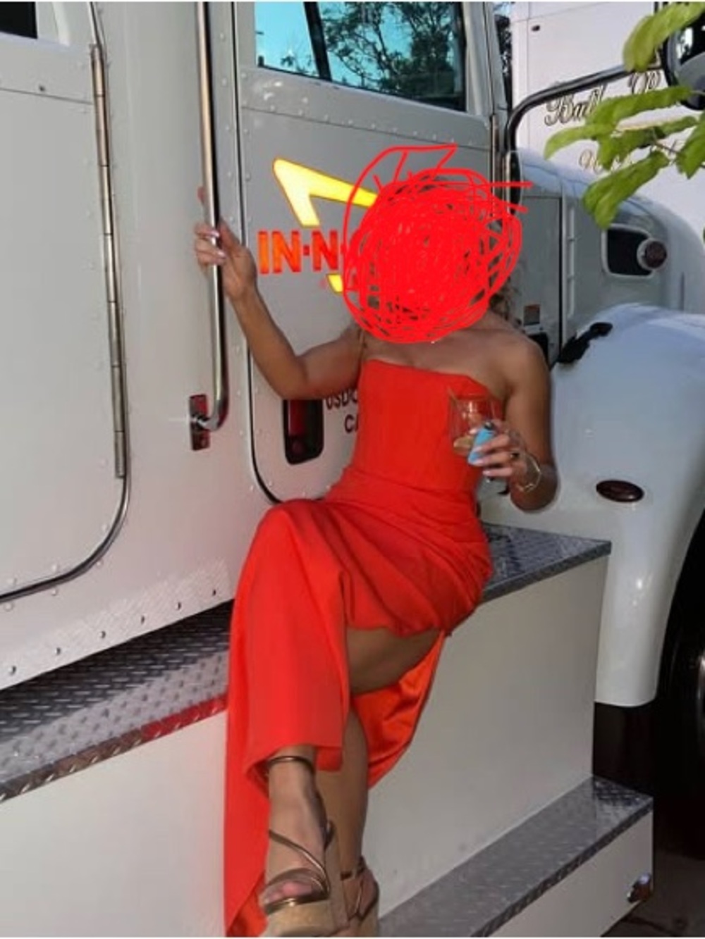 Showpo Red Strapless Midi Dress Sz4 - Picture 3 of 11